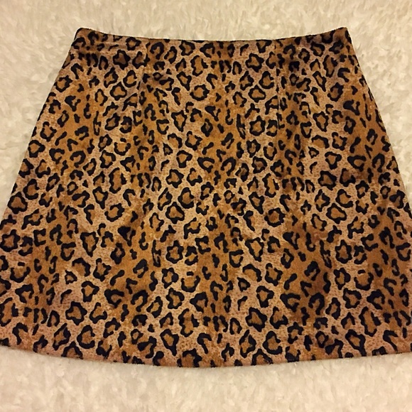 Dresses & Skirts - Vintage Cheetah Print A-line Skirt